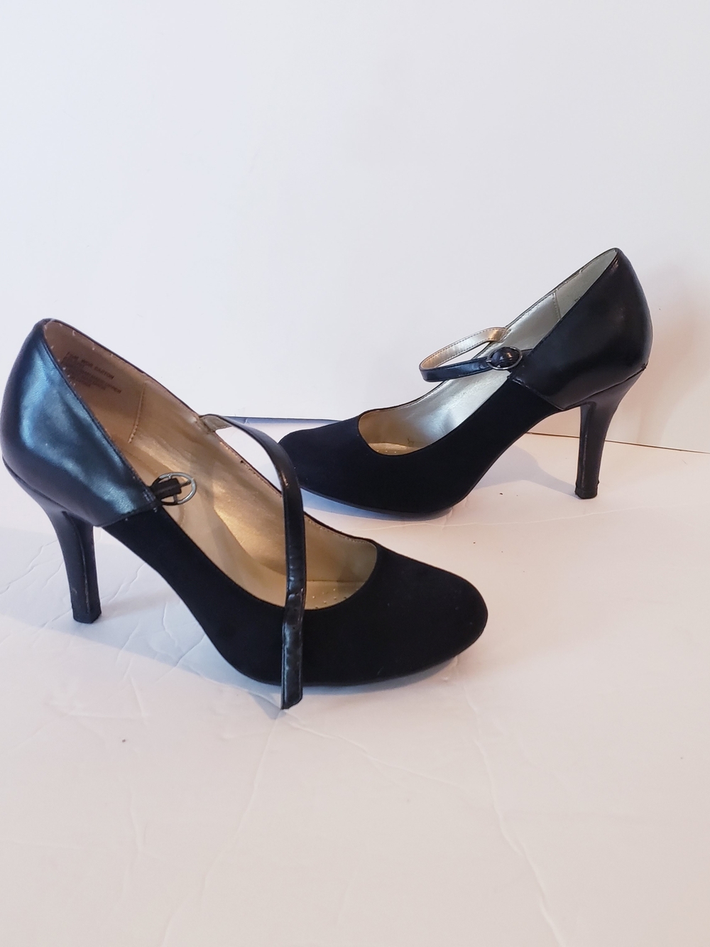 Worthington Black Mary Jane Heels with Buckle Strap